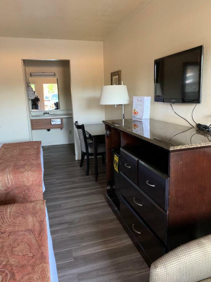 Lancaster Inn Ngoại thất bức ảnh
